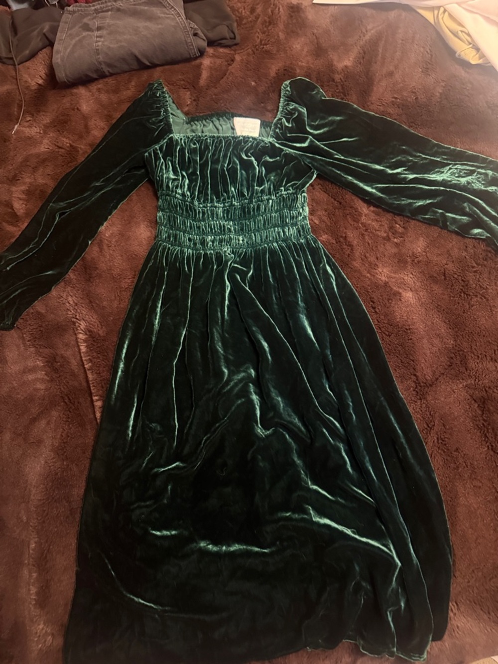 Hill House Emerald Velvet Square Neck Long Sleeve Midi Dress